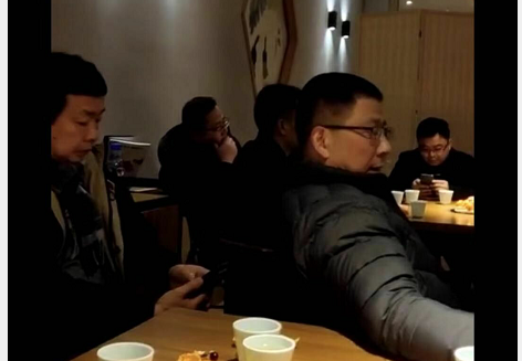 老字号协会考察守柴炉烤鸭加盟店大礼堂店
